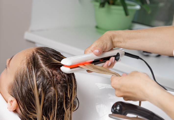 Güzellik ve Saç Bakımı Hizmetleri Eğitimi